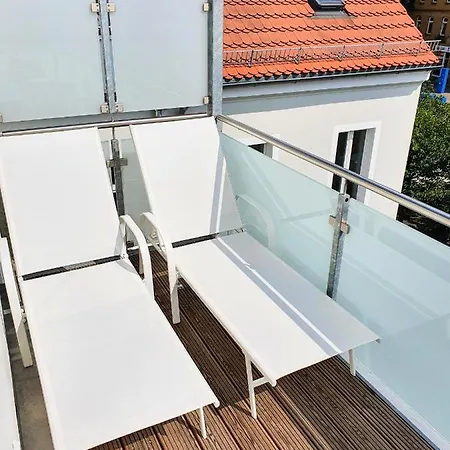 Pb Ferienwohnungen - Fewo 7 - Stilvoll Eingerichtetes Apartment Im Herzen Senftenbergs Exterior photo