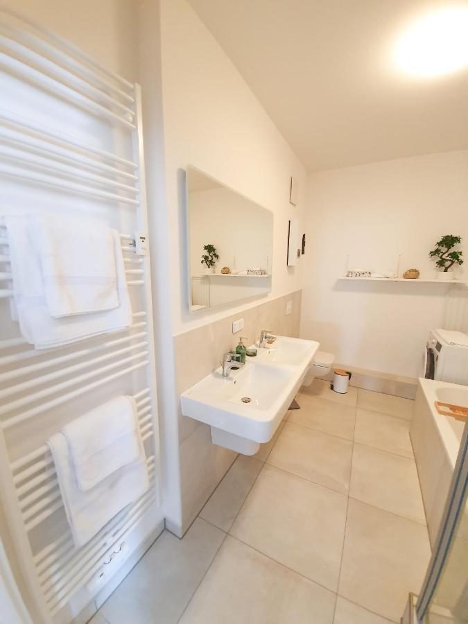 Pb - 7 - Stilvoll Eingerichtetes Im Herzen Senftenbergs Apartment Senftenberg